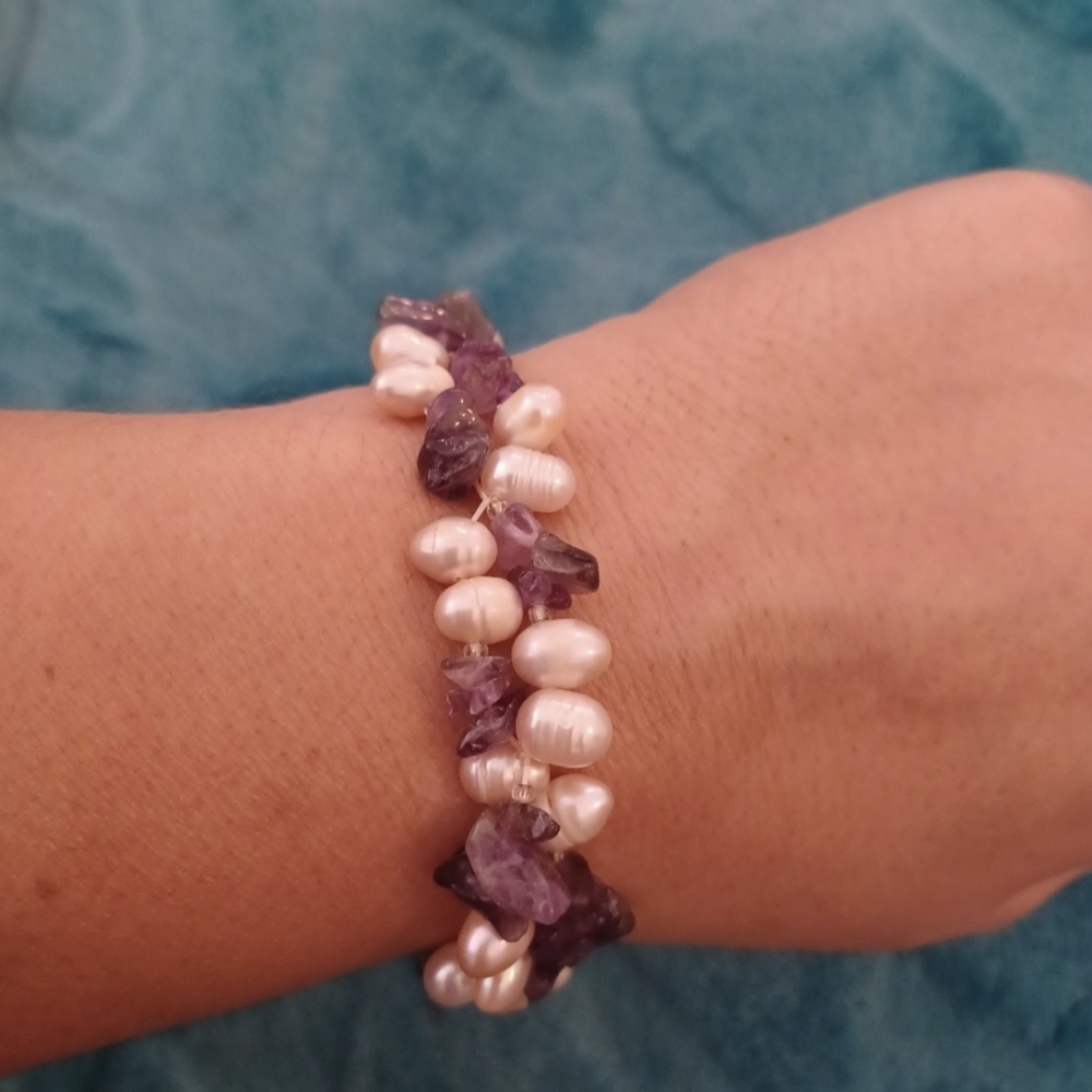 Key West Pearl & Purple Amethyst Stretch Bracelet - Picture 3 of 4